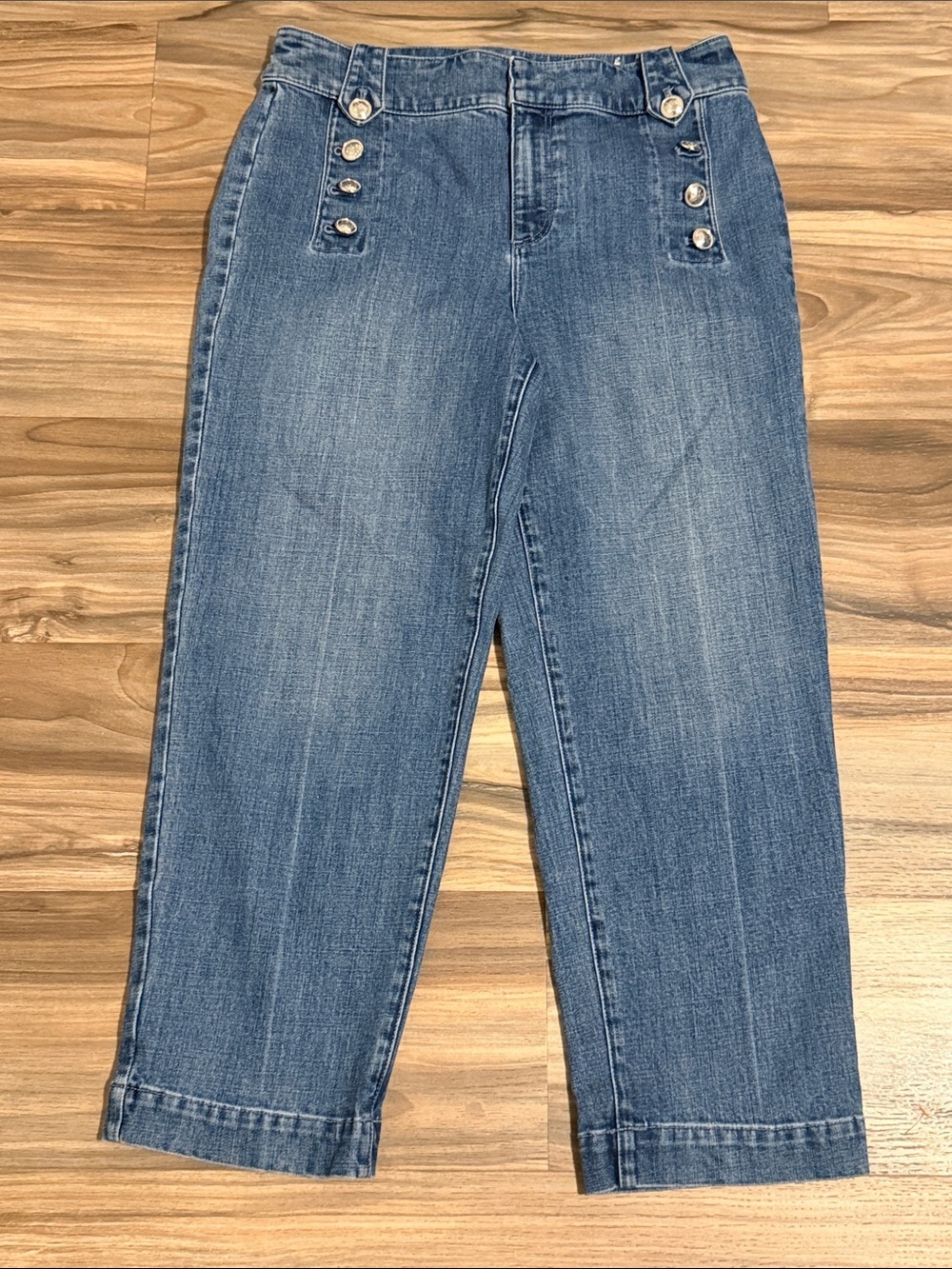 Talbots Sailor Jeans Womens 8 Medium Wash Wide Leg Crop Button Detail Minimalist